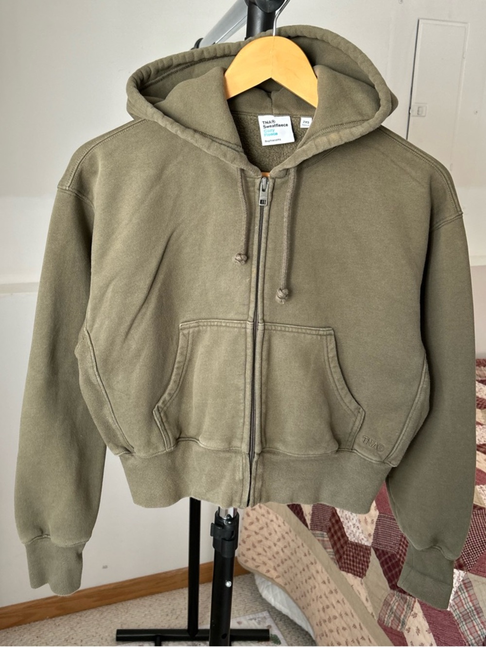 Aritzia TNA Cozy Sweat Fleece Hoodie Sweatshirt Boyfriend Fit Olive 2XS XXS